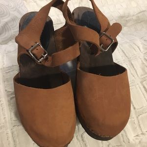Lotta’s clogs 37